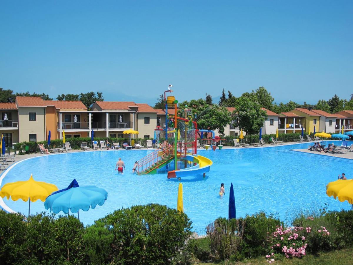 Apartment Belvedere Village-4 By Interhome Castelnuovo del Garda Dış mekan fotoğraf