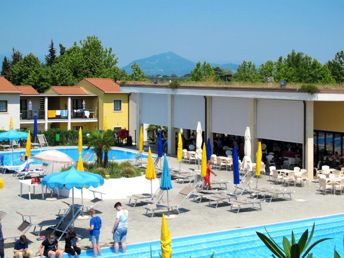 Apartment Belvedere Village-4 By Interhome Castelnuovo del Garda Dış mekan fotoğraf